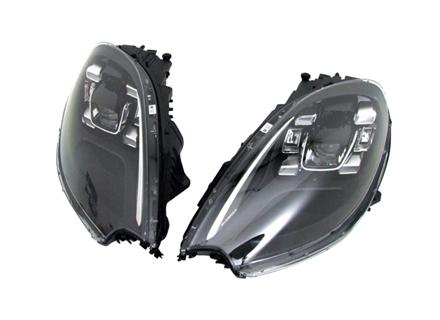 Led Headlamps in Black - RHD (right hand drive). Porsche Macan - 95B04490091